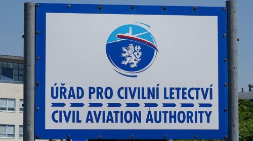 NÚKIB spojuje síly s Úřadem pro civilní letectví